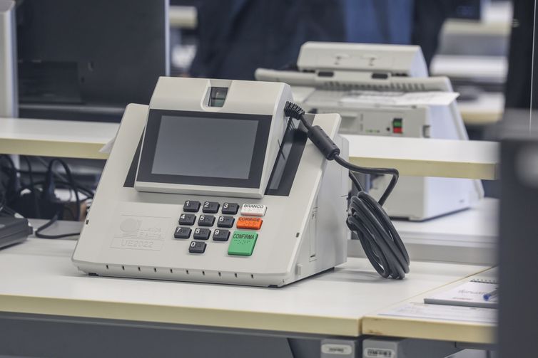 TSE encerra teste público de segurança das urnas eletrônicas 