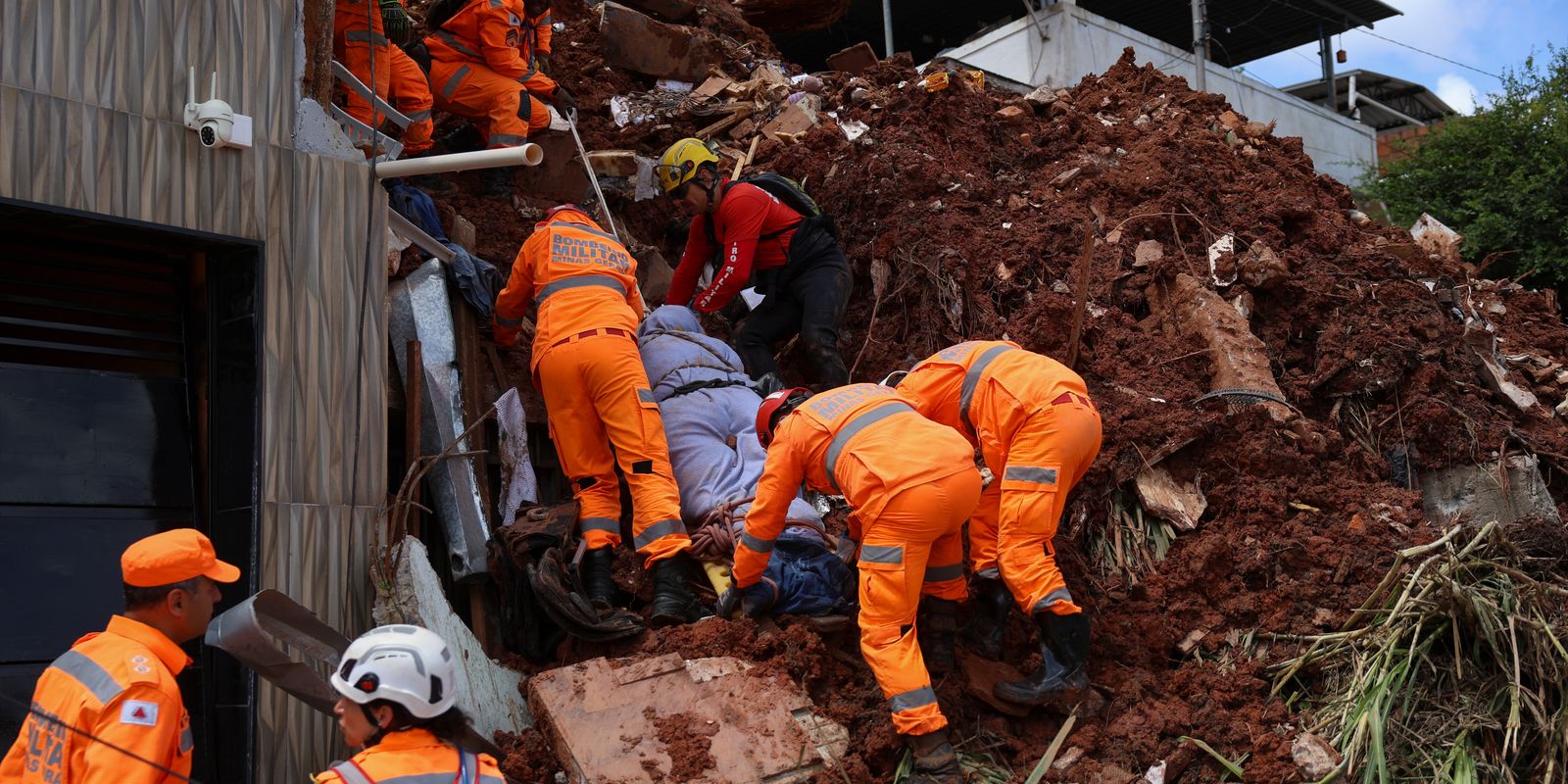 Minas Gerais registra 47 mortos e 20 desaparecidos devido às chuvas