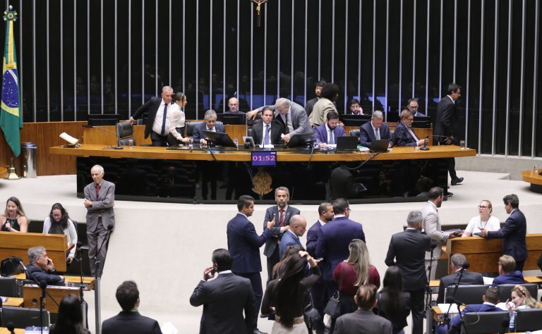 Câmara autoriza estabelecimentos a expor imagens de criminosos flagrados