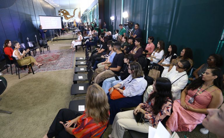 Câmara dos Deputados celebra cinco produções audiovisuais contra a violência doméstica