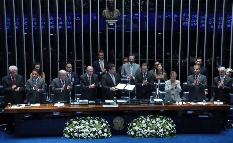 Parlamento brasileiro ratifica acordo de livre comércio entre Mercosul e União Europeia