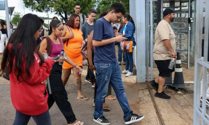 Falta um mês para o primeiro dia de provas do Enem 2025