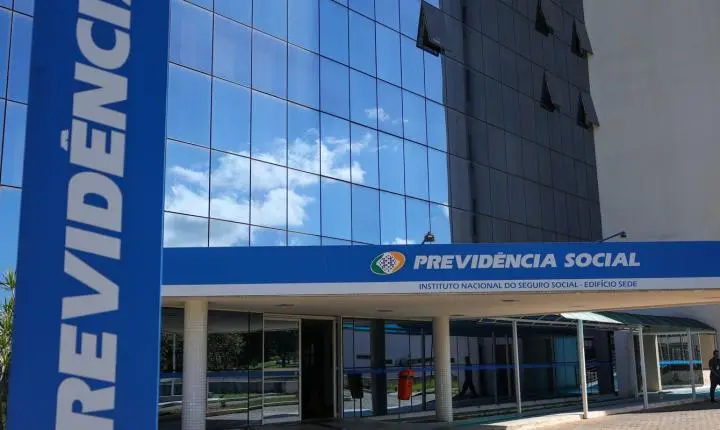 INSS suspende novos empréstimos consignados do C6 Consig para aposentados
