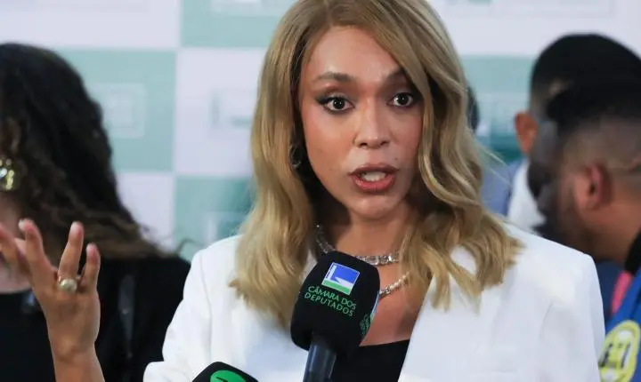 Ministério das Comunicações abre investigação contra Ratinho por falas transfóbicas