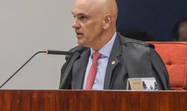 Moraes refuta ter dialogado com Vorcaro no dia da prisão do banqueiro