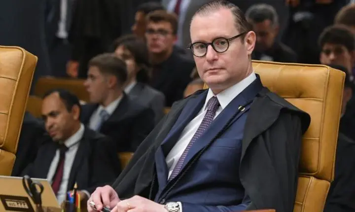 Zanin vota para manter Moro réu por calúnia contra Gilmar Mendes